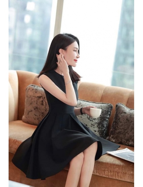 Đầm Xòa Tay Ngắn Dún Xinh Xắn -D170
