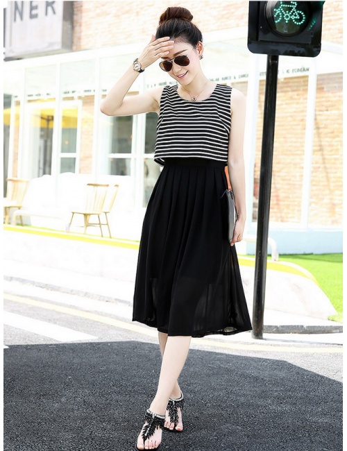 Đầm Phối Sọc Xinh Xắn - 1822