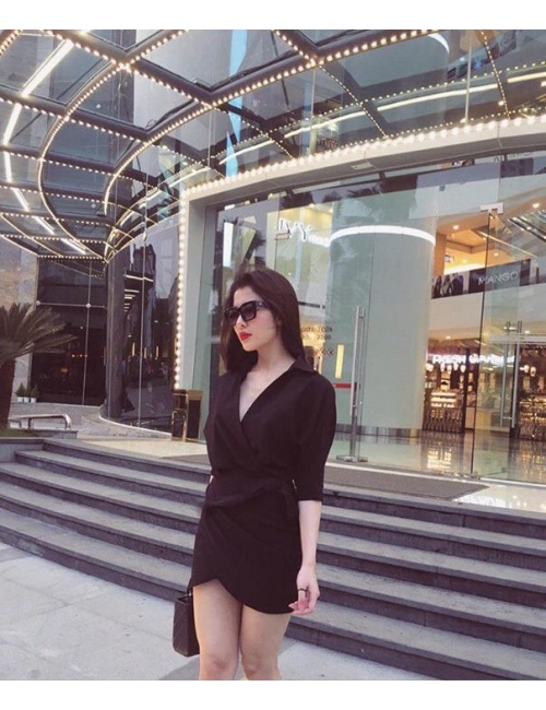 Bộ Áo Và Váy Sành Điệu - 2063
