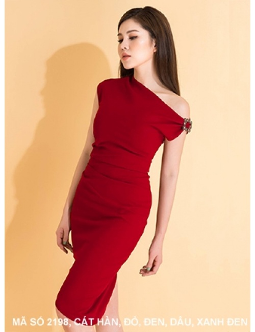 Đầm Sát Nách Cổ Xéo Đính Khoen Eo Dún - 2198