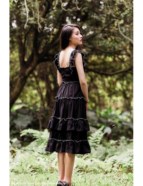 Đầm 2 Dây Cổ Vuông 4 Tầng - 2242
