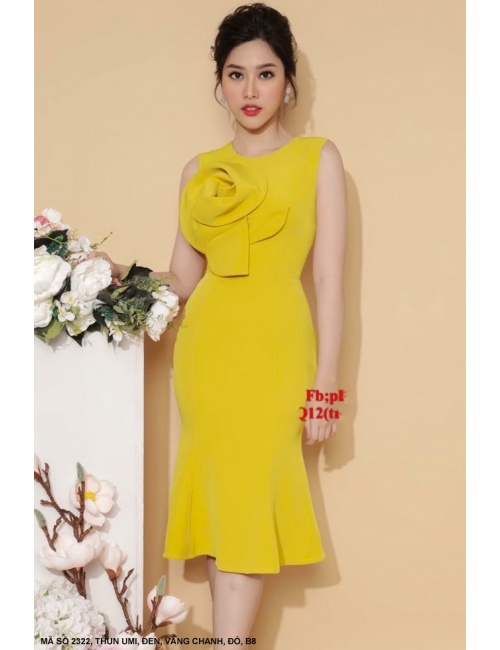 ĐẦM ĐÍNH HOA HỒNG LỚN TRƯỚC NGỰC - 2322