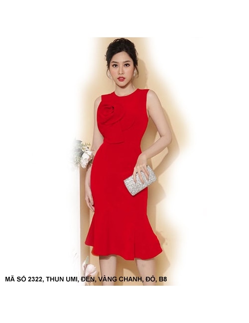 ĐẦM ĐÍNH HOA HỒNG LỚN TRƯỚC NGỰC - 2322