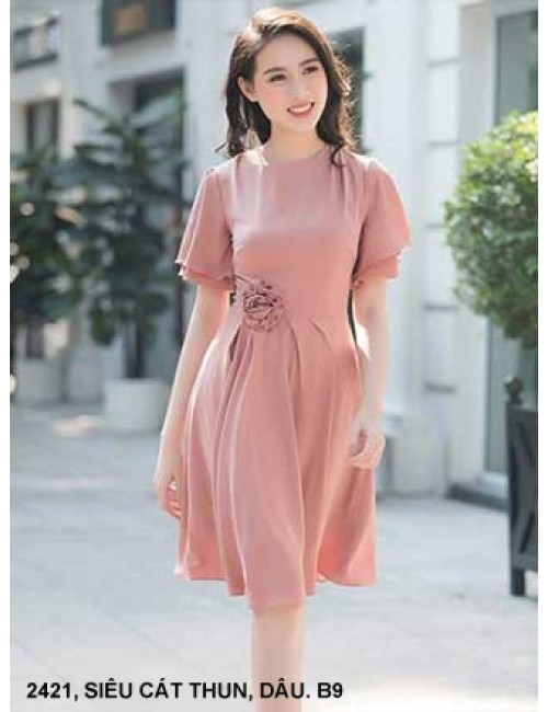 Đầm Xòe Tay Ngắn Dún Đính Hoa Hồng Bên Eo - 2421