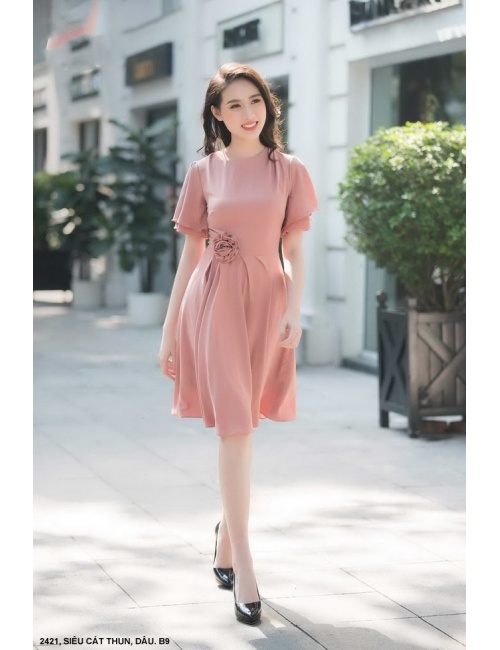 Đầm Xòe Tay Ngắn Dún Đính Hoa Hồng Bên Eo - 2421