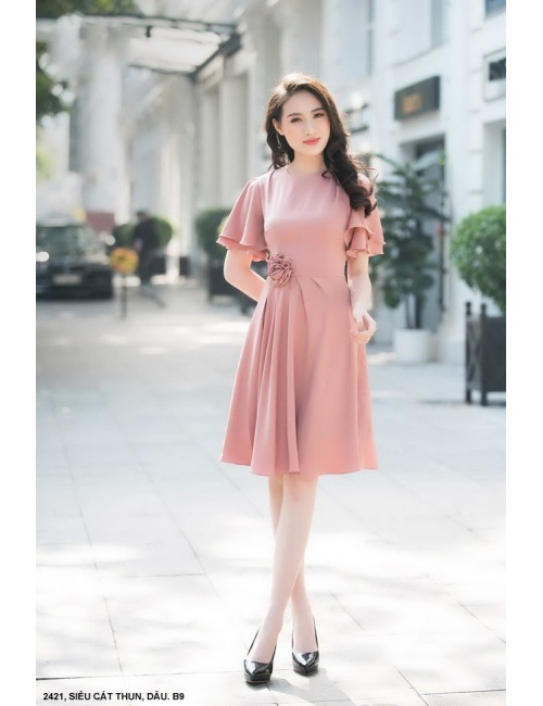 Đầm Xòe Tay Ngắn Dún Đính Hoa Hồng Bên Eo - 2421