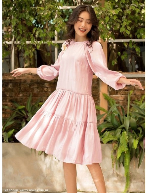 Đầm Xòe Dún 2 Tầng Tay Dài Dún Ngực Đính Hoa Hồng - 2429