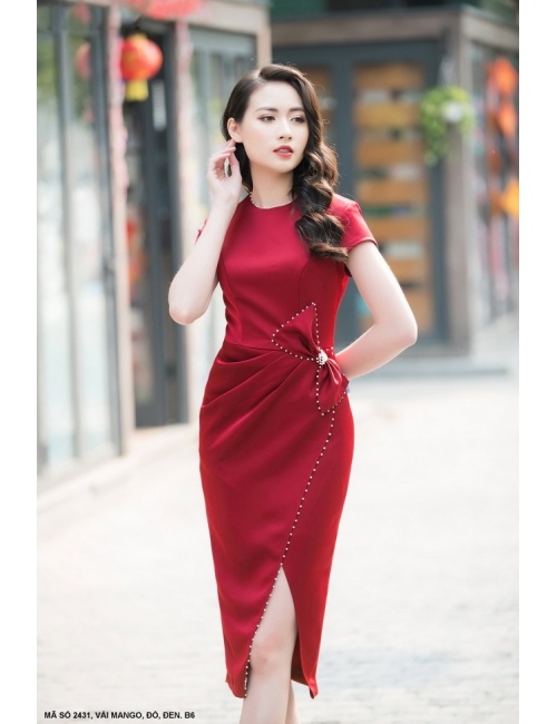 Đầm Cổ Thuyền Tay Ngắn Eo Đính Nơ Đinh Ngọc Trai - 2431