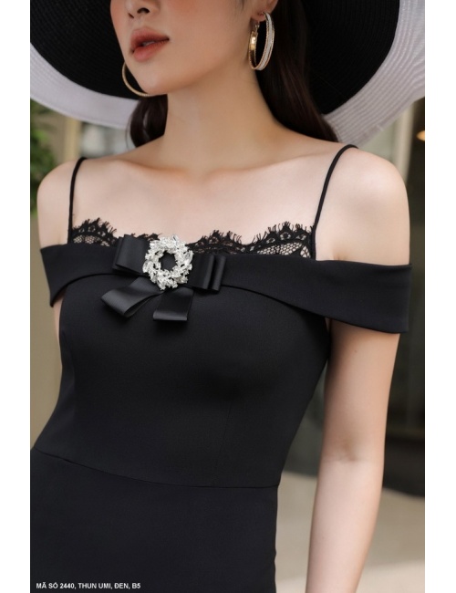 Đầm Ôm 2 Dây Vai Đỗ Sang Trọng - 2440