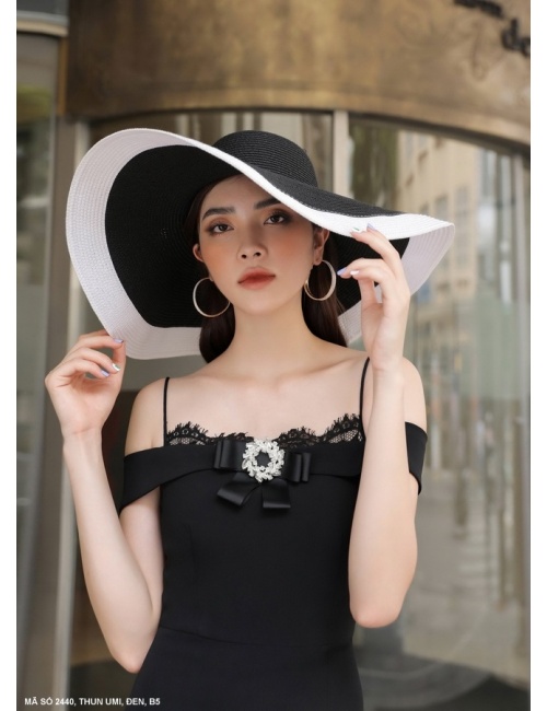 Đầm Ôm 2 Dây Vai Đỗ Sang Trọng - 2440