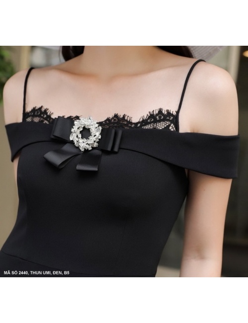Đầm Ôm 2 Dây Vai Đỗ Sang Trọng - 2440