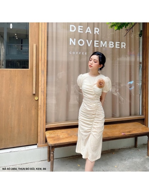 Đầm Dún Toàn Thân Đính Hoa Hồng - 2454