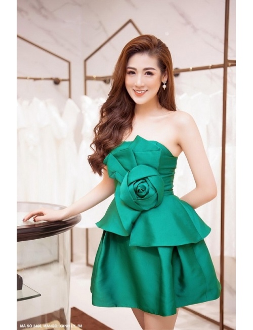 Đầm Xòe Cúp Ngực Xếp Hoa Hồng Lớn Trước Ngực - 2466