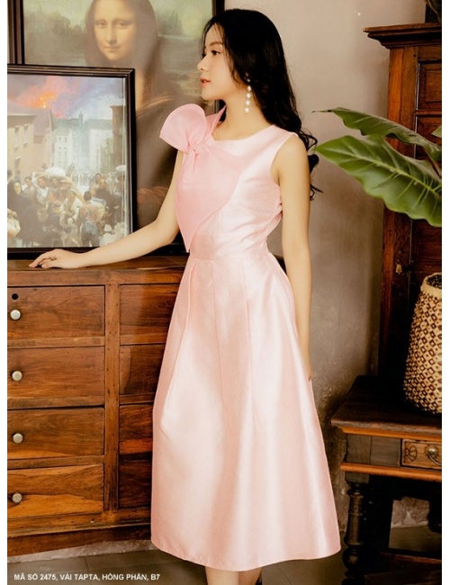 Đầm Xòe Sát Nách Đính Nơ Trước Ngực - 2475