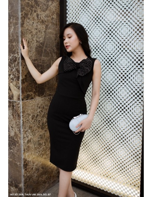 Đầm Sát Nách Đính Nơ Kết Hạt Trước Ngực - 2508