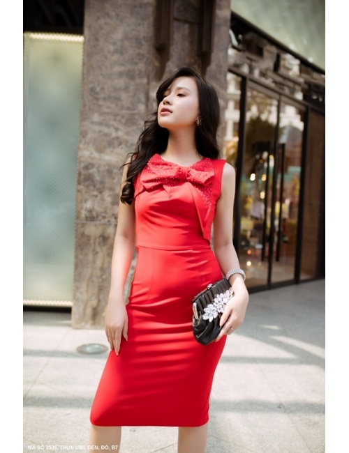 Đầm Sát Nách Đính Nơ Kết Hạt Trước Ngực - 2508