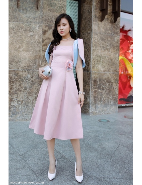 Đầm Cổ Vuông Tay Sát Nách Loe Eo Đính Hoa Hồng - 2518