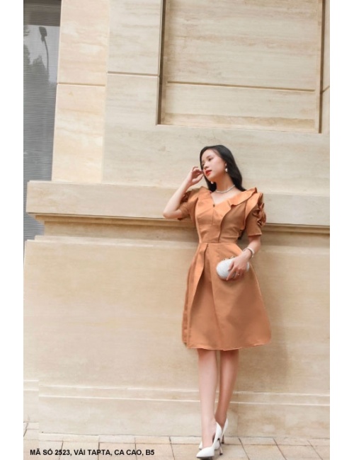 Đầm Xòe Tay Ngắn Phồng Đính Hoa Trên Tay - 2523