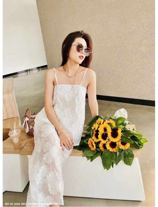 Bộ Ren Phong Cách Và Xinh Xắn - 2529