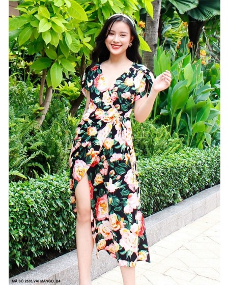 ĐẦM HOA CỔ TIM XẺ ĐÙI THẮT DÂY NƠ EO XINH XẮN - 2535