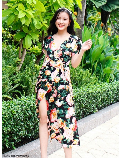 Đầm Hoa Cổ Tim Xẻ Đùi Thắt Dây Nơ Eo Xinh Xắn - 2535