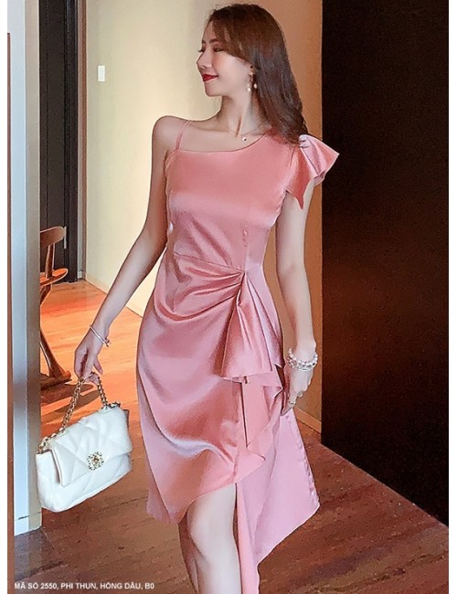Đầm 1 Dây Vai Nhún Eo Lai Xéo Cá Tính - 2550