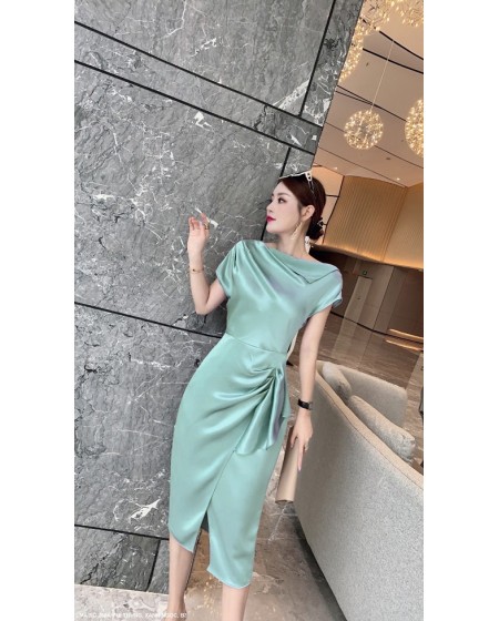 Đầm Cổ Lật Dún Eo - 2604