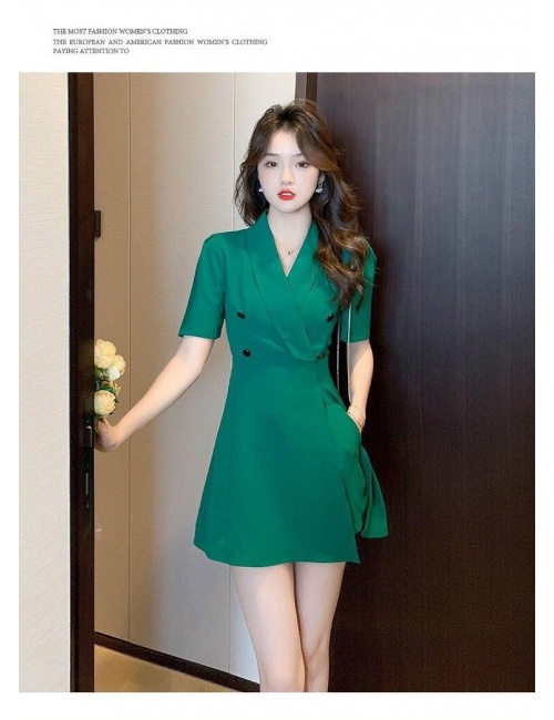 BỘ SỌT 4 NÚT XẺ LAI VÁY - 2553