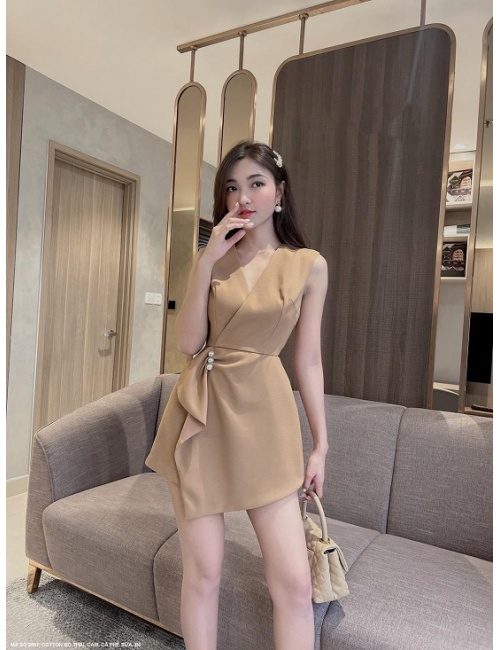 Bộ Jump Ngắn Cổ Tim Đính 3 Nút Dún Eo - 2567
