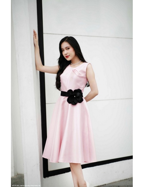 Dầm Xòe Sát Nách Eo Thắt Nơ Hoa - 2579