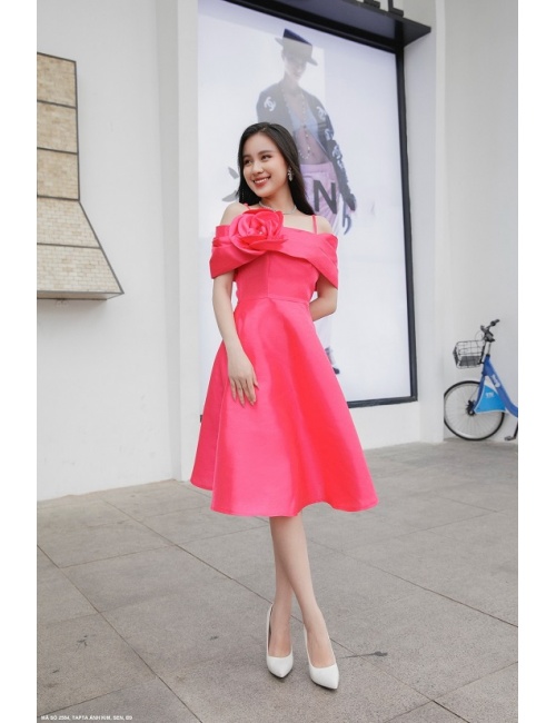 Đầm Xòe Trễ Vai Đính Hoa Hồng - 2584