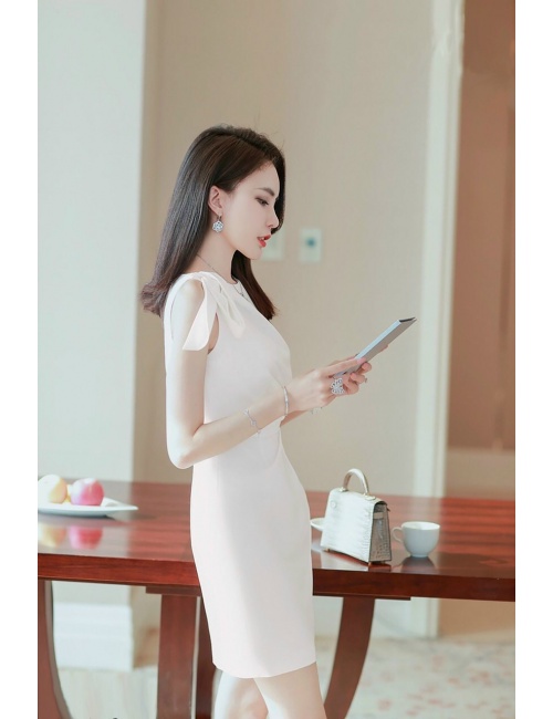 Đầm Ôm Cổ Thuyền Phối Nơ Sang Trọng - 9022