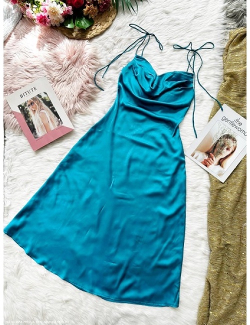 Đầm 2 Dây V Lưng - 2612