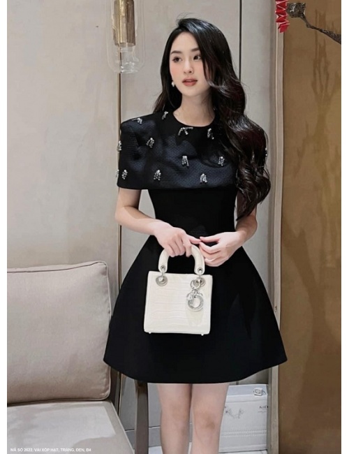 Đầm Dạo Phố Cổ Nữ Hoàng Kết Pha Lê - 2622