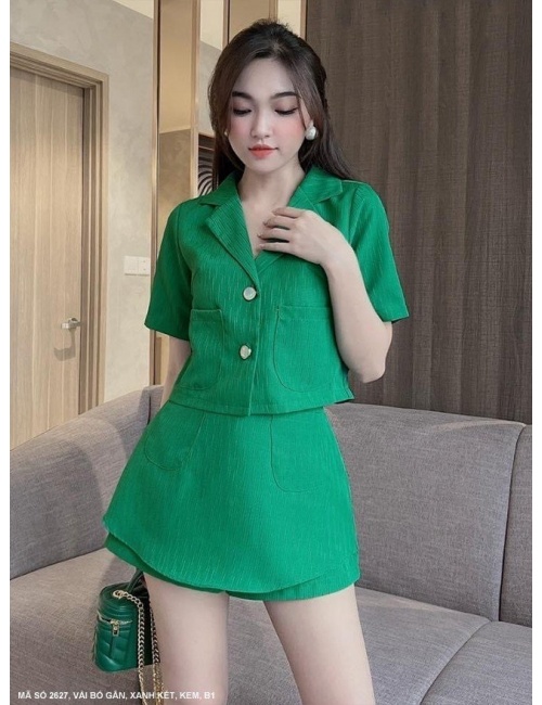 Bộ Áo Và Quần Ngắn Giả Váy Cá Tính - 2627