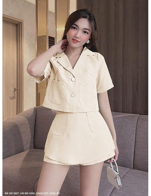 Bộ Áo Và Quần Ngắn Giả Váy Cá Tính - 2627