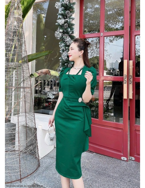 Đầm Ôm Cổ Dây Tay Phồng Đính Bèo Eo - 2629