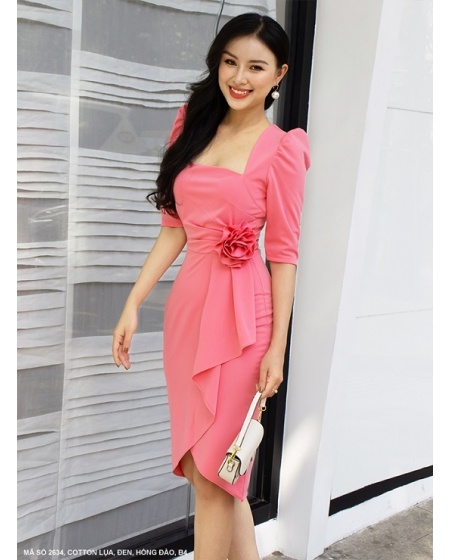 Đầm Cổ Vuông Dún Tay Eo Đính Hoa Hồng Xinh Xắn - 2634