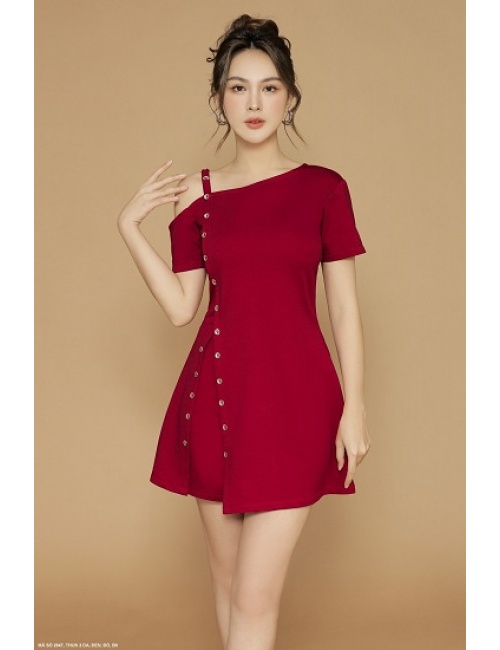 Bộ Quần Ngắn Và Áo Vai Xếch Xẻ Tà Cá Tính - 2647
