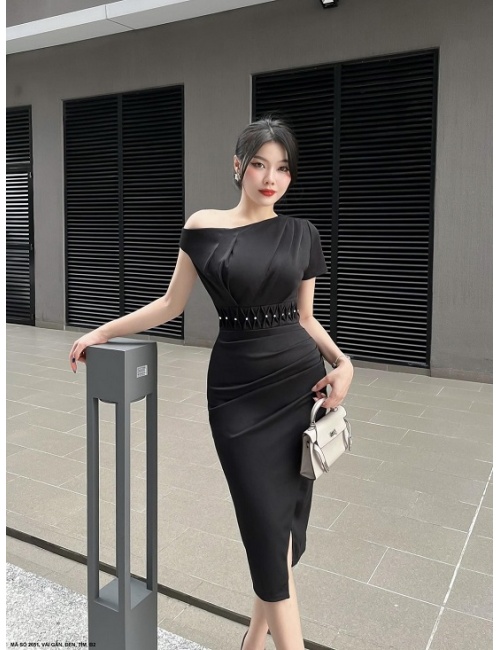 Đầm Ôm Vai Lệch Đính Xoàn Eo - 2651