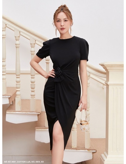 Đầm Ôm Tay Ngắn Váy Chẻ Eo Đính Hoa Hồng - 2657