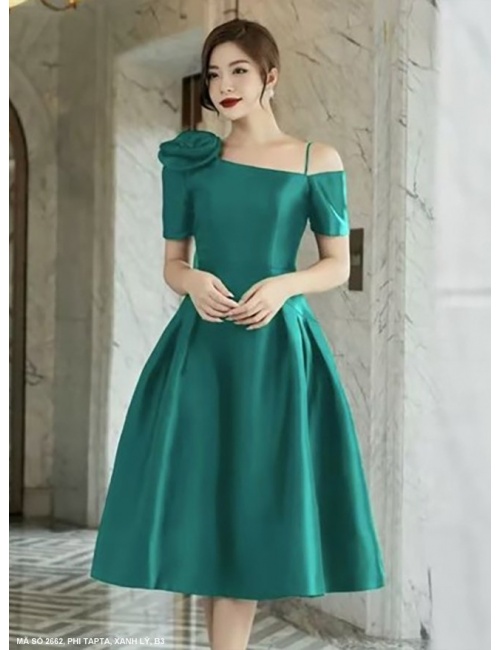 ĐẦM XÒE 1 DÂY MỘT BÊN VAI ĐÍNH HOA HỒNG -2662