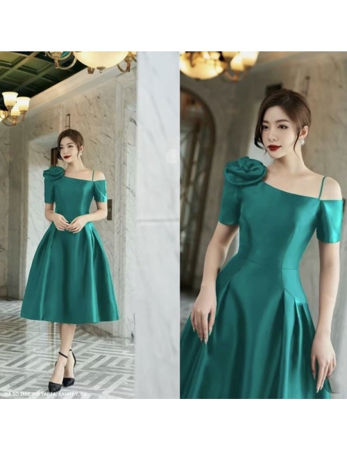 ĐẦM XÒE 1 DÂY MỘT BÊN VAI ĐÍNH HOA HỒNG -2662