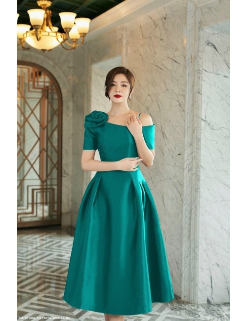 ĐẦM XÒE 1 DÂY MỘT BÊN VAI ĐÍNH HOA HỒNG -2662