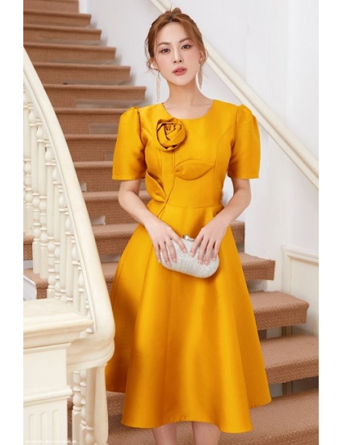 Đầm Xòe Tay Ngắn Đính Hoa Hồng Bên Ngực - 2663