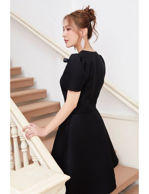 Đầm Ôm Hở 1 Bên Vai Kết Xoàn Eo - 2664