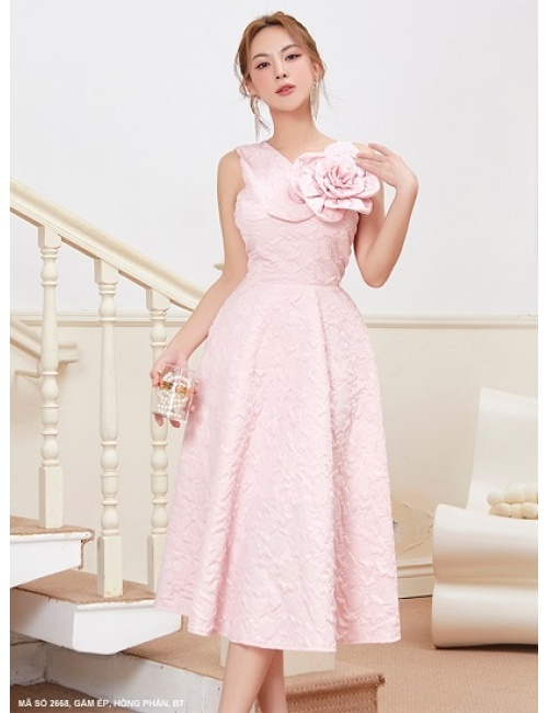 Đầm Xòe Sát Nách Cổ Tim Đính Hoa Hồng Lớn Trước Ngực - 2668