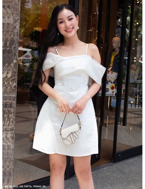 Đầm 2 Dây Trễ Vai Quyến Rũ - 2623
