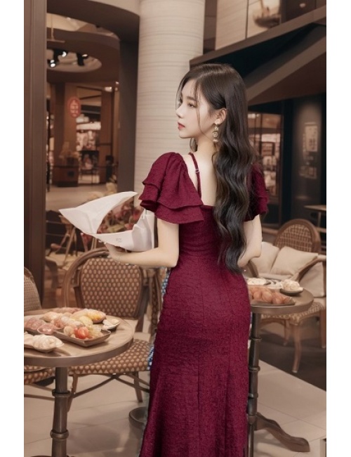  Đầm ôm sẻ đùi sang trọng -9031