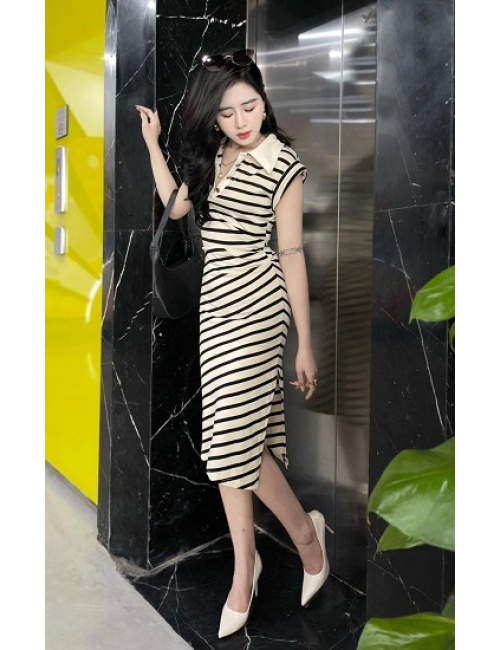 Đầm Ôm Sang Trọng - 2681